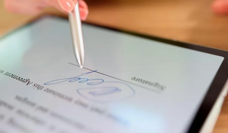 Los requisitos para la elaboración, firma y gestión de documentación laboral a través de medios electrónicos