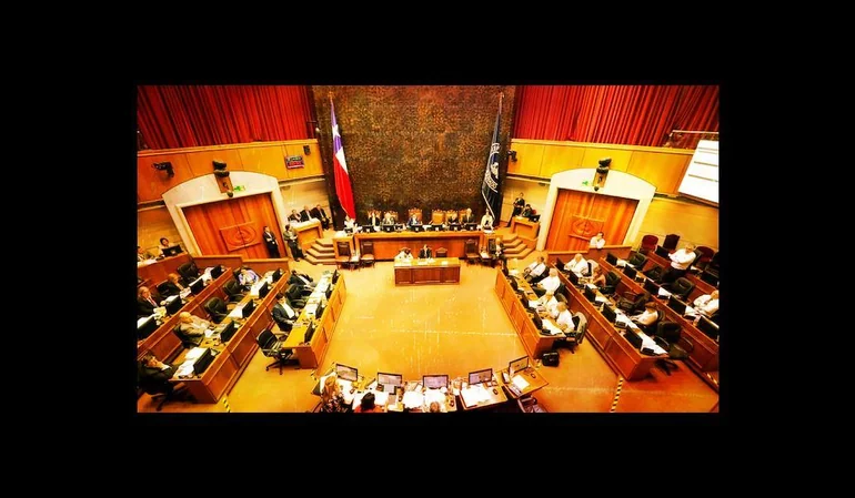 Senado discutirá la despenalización del aborto en octubre.