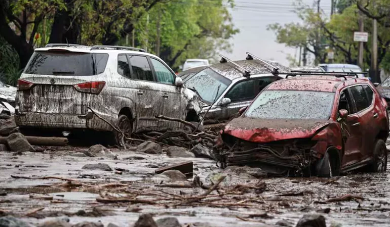 ¿Has sufrido daños vehiculares por aluviones e inundaciones? Esto  es lo que debes saber.