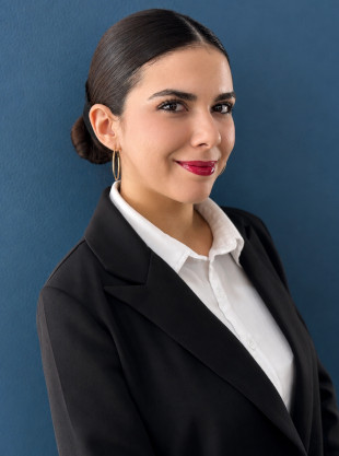Catalina Cortés, Abogada