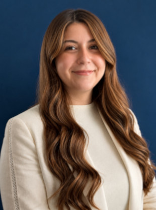 Isidora Paredes, Abogada